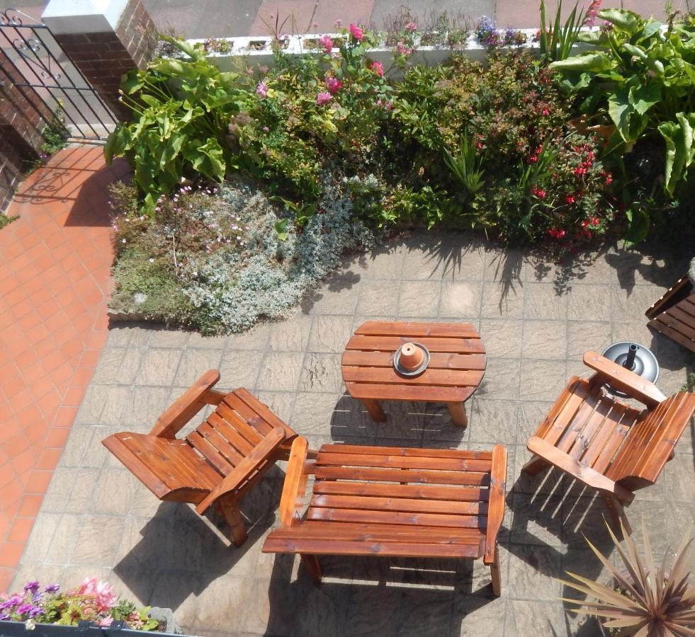 The Garfield Guest House Eastbourne Exterior foto